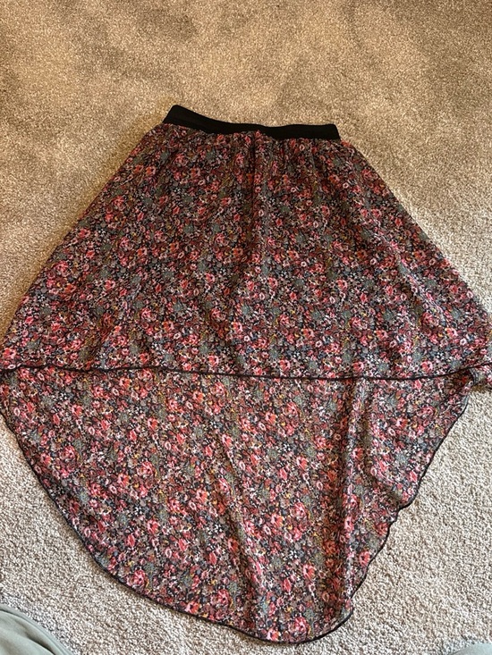 Charlotte Russe Dresses & Skirts - Floral High-Low Maxi Skirt